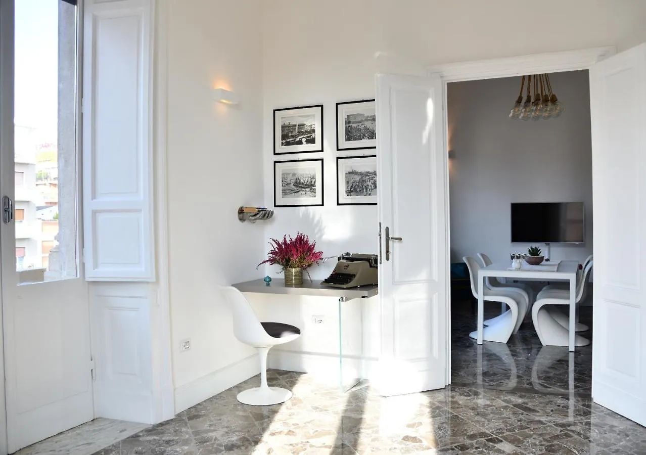 Art View Luxury Apartment 巴里 0*,  意大利